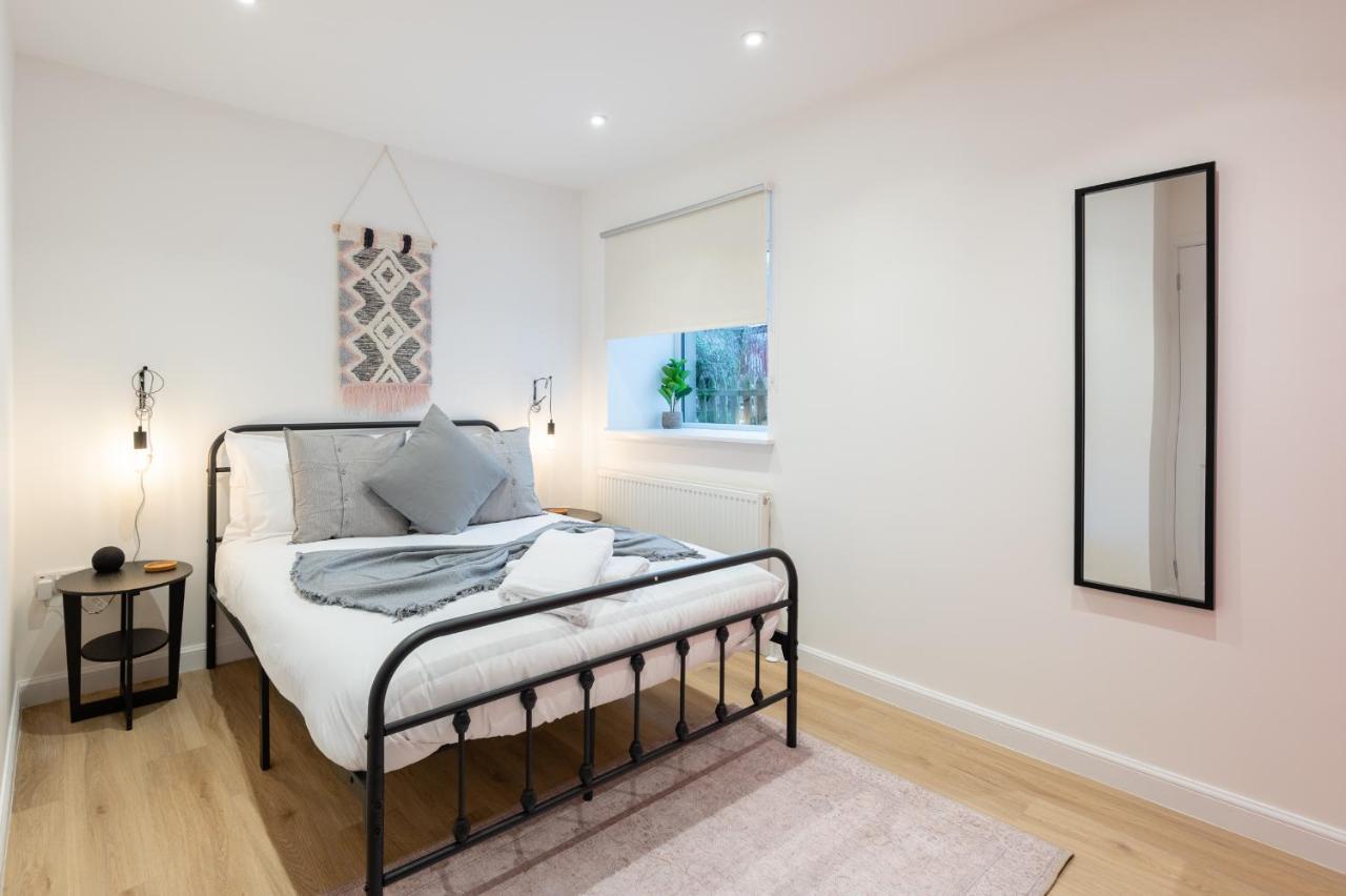 The Pinkish House - 4 Bed Home In The Town Centre Blairgowrie and Rattray Exteriér fotografie